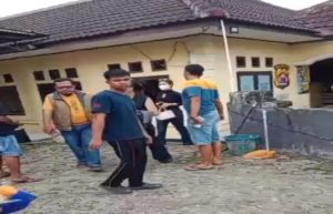 Tangkapan layar video saat NL dan MT di Mako Polres Lebak
