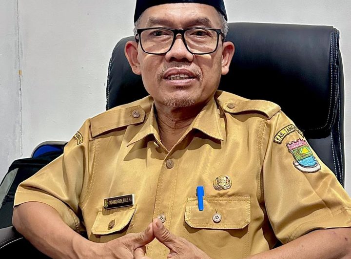 Foto: Mohamad Farhi, S.Pd., S.H.I. (Ketua Gugus 003 Cikupa - Panongan) yang juga Kepala Sekolah SMPN 2 Cikupa